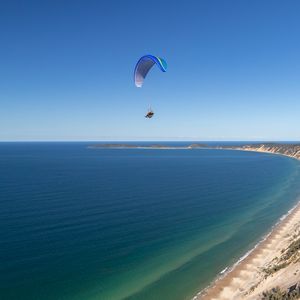 Preview wallpaper parachute, parachutist, jump, sea, extreme