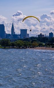 Preview wallpaper parachutist, parachute, sea, water, beach