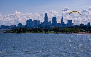 Preview wallpaper parachutist, parachute, sea, water, beach