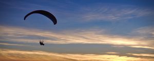 Preview wallpaper parachutist, parachute, silhouette, sunset, sky, dark