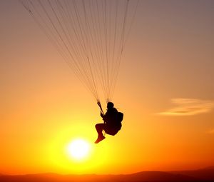 Preview wallpaper paraglider, flight, silhouette, man, sky