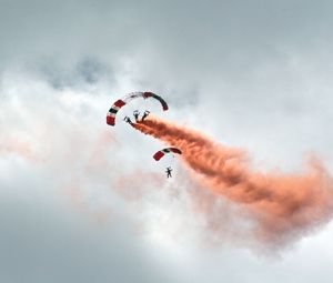 Preview wallpaper paraglider, smoke, flight, sky