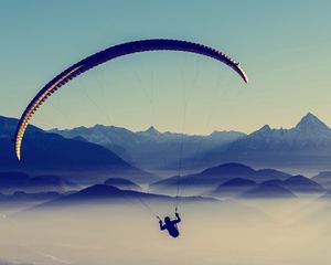 Preview wallpaper paragliding, sky, flight