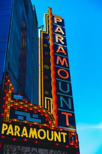 Preview wallpaper paramount, signboard, inscription, building, letters