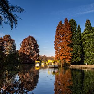 Preview wallpaper park, lake, autumn, trees, reflection