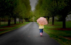 Preview wallpaper park, umbrella, tree, road, walking, cloudy