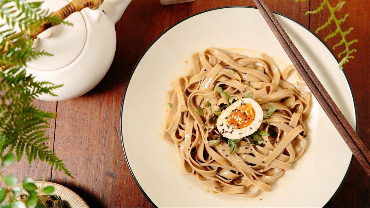 Wallpaper pasta, egg, noodles, sesame