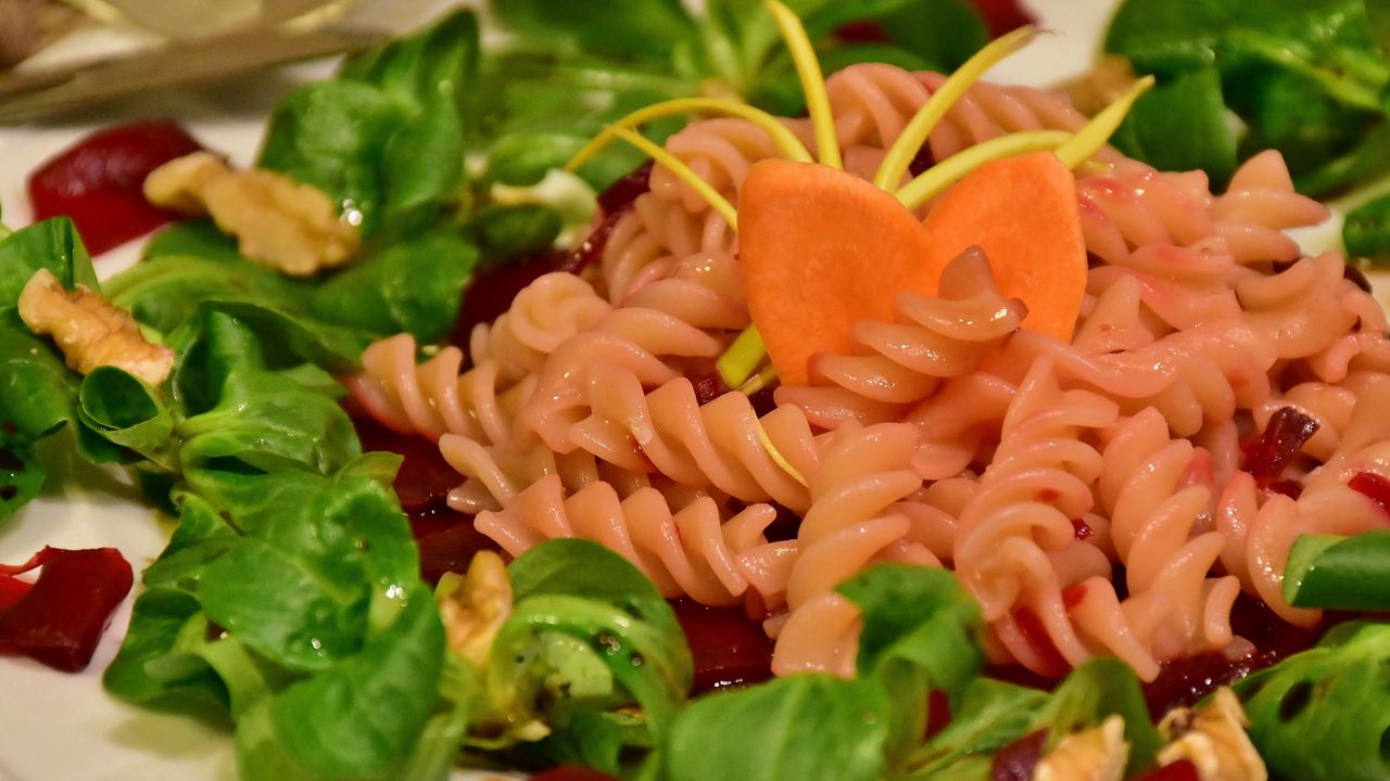 Wallpaper pasta, spirals, sauce, salad, dinner