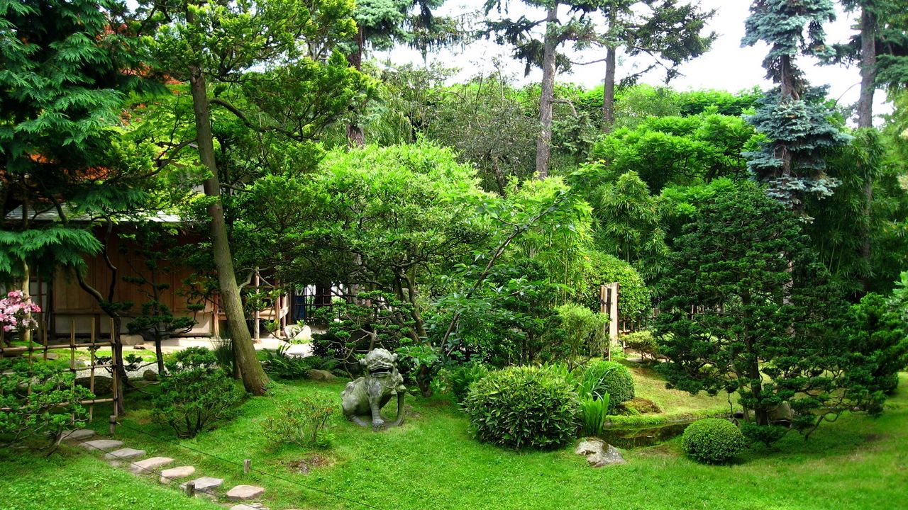 Wallpaper path, garden, statue, stones, lawn, green