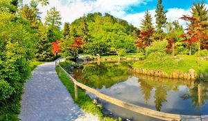 Preview wallpaper path, protection, garden, pond, brightly, summer