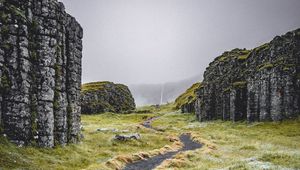 Preview wallpaper path, rocks, valley, fog