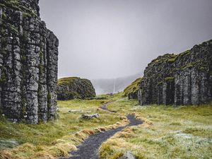 Preview wallpaper path, rocks, valley, fog
