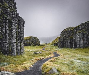 Preview wallpaper path, rocks, valley, fog