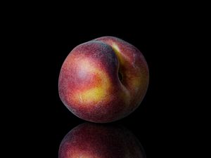 Preview wallpaper peach, fruit, dark background, reflection