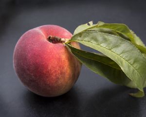 Preview wallpaper peach, fruit, ripe, leaves