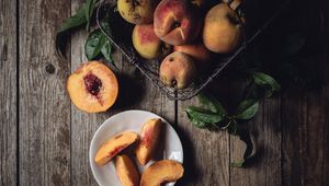 Preview wallpaper peach, fruit, wooden, plate