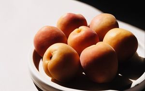 Preview wallpaper peaches, fruit, ripe, bowl