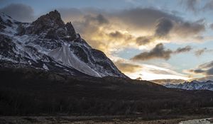 Preview wallpaper peak, rock, mountains, sky, trees