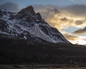 Preview wallpaper peak, rock, mountains, sky, trees