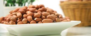 Preview wallpaper peanuts, nuts, plate