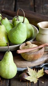 Preview wallpaper pears, chestnuts, honey, sugar