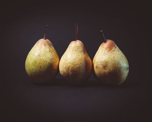 Preview wallpaper pears, fruit, ripe