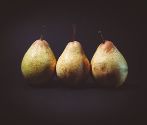 Preview wallpaper pears, fruit, ripe