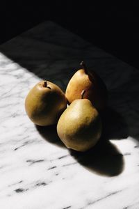 Preview wallpaper pears, fruit, ripe, shadow