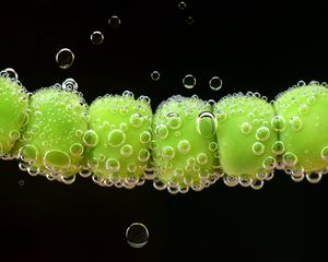 Preview wallpaper peas, drops, close-up