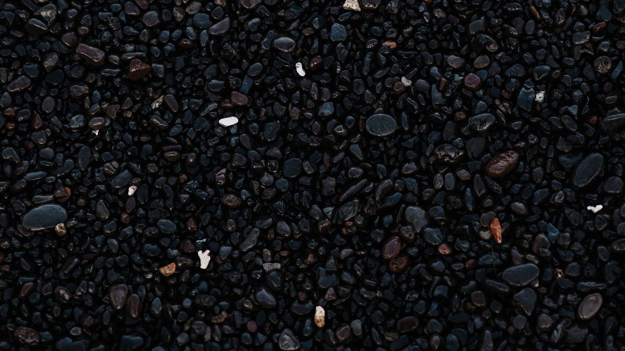Wallpaper pebbles, stones, black, wet