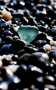 Preview wallpaper pebbles, stones, glare, macro