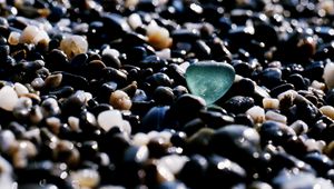 Preview wallpaper pebbles, stones, glare, macro