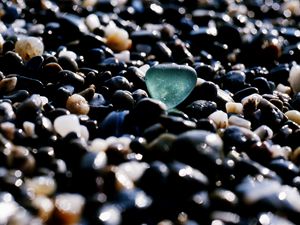 Preview wallpaper pebbles, stones, glare, macro