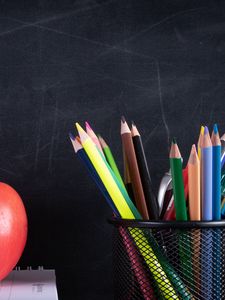 Preview wallpaper pencils, colorful, board, school, study