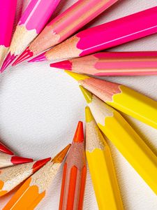 Preview wallpaper pencils, colorful, macro, circle