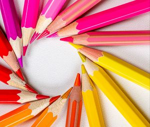 Preview wallpaper pencils, colorful, macro, circle