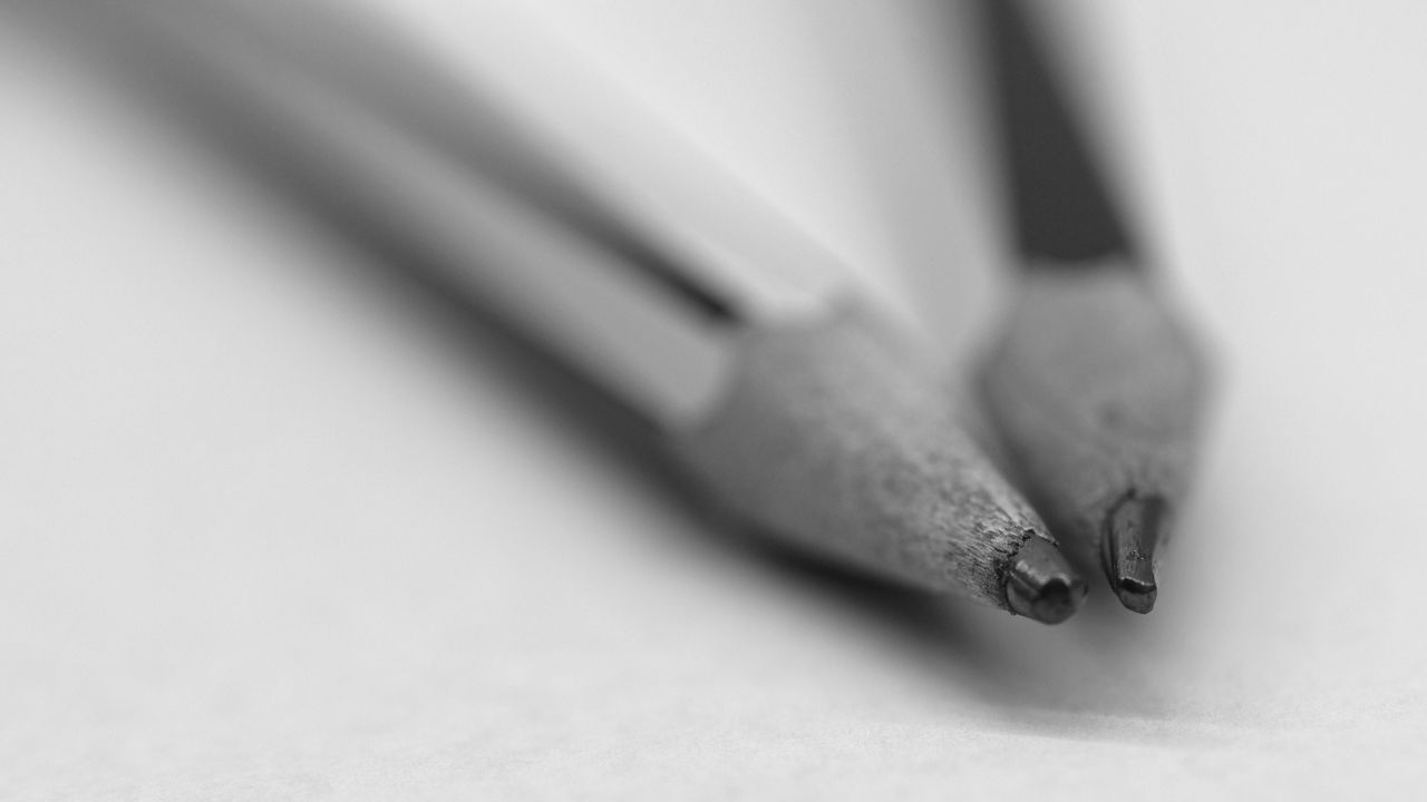 Wallpaper pencils, leads, close-up, texture, bw