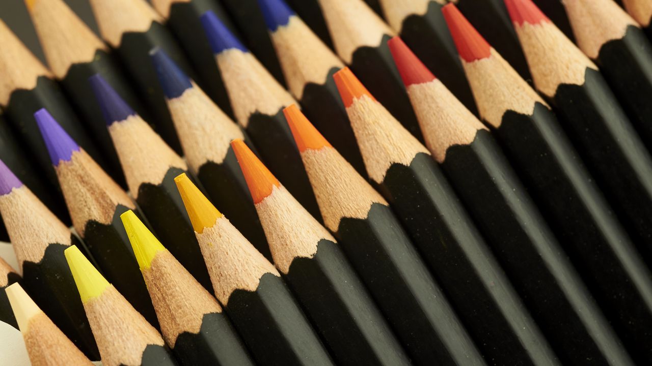 Wallpaper pencils, macro, wooden, colorful