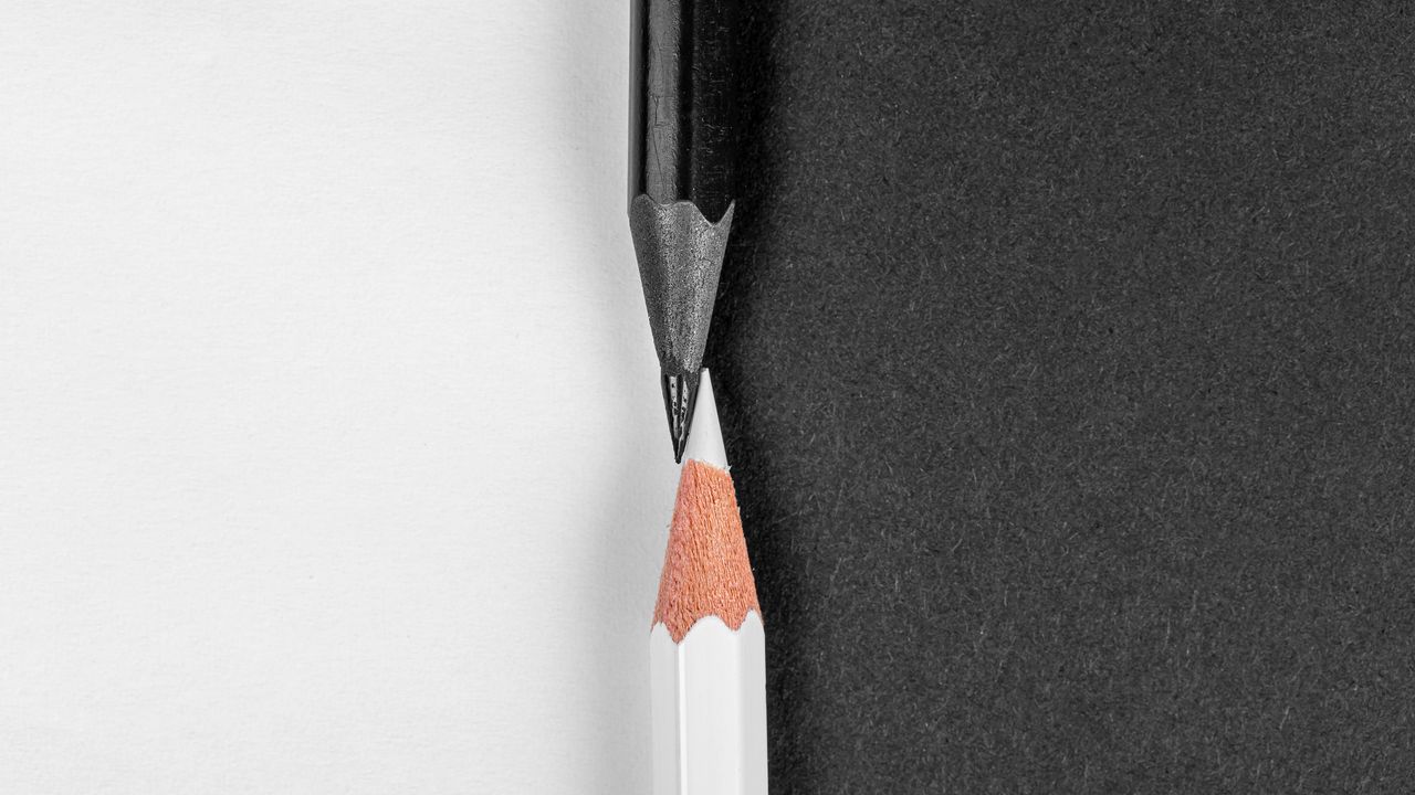 Wallpaper pencils, yin yang, macro