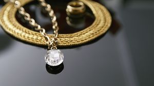 Preview wallpaper pendant, chain, gold, jewelry