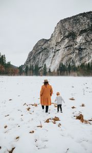 Preview wallpaper people, mountain, snow, winter, nature, walk