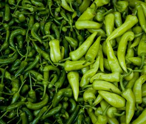 Preview wallpaper pepper, chile, sweet pepper, green
