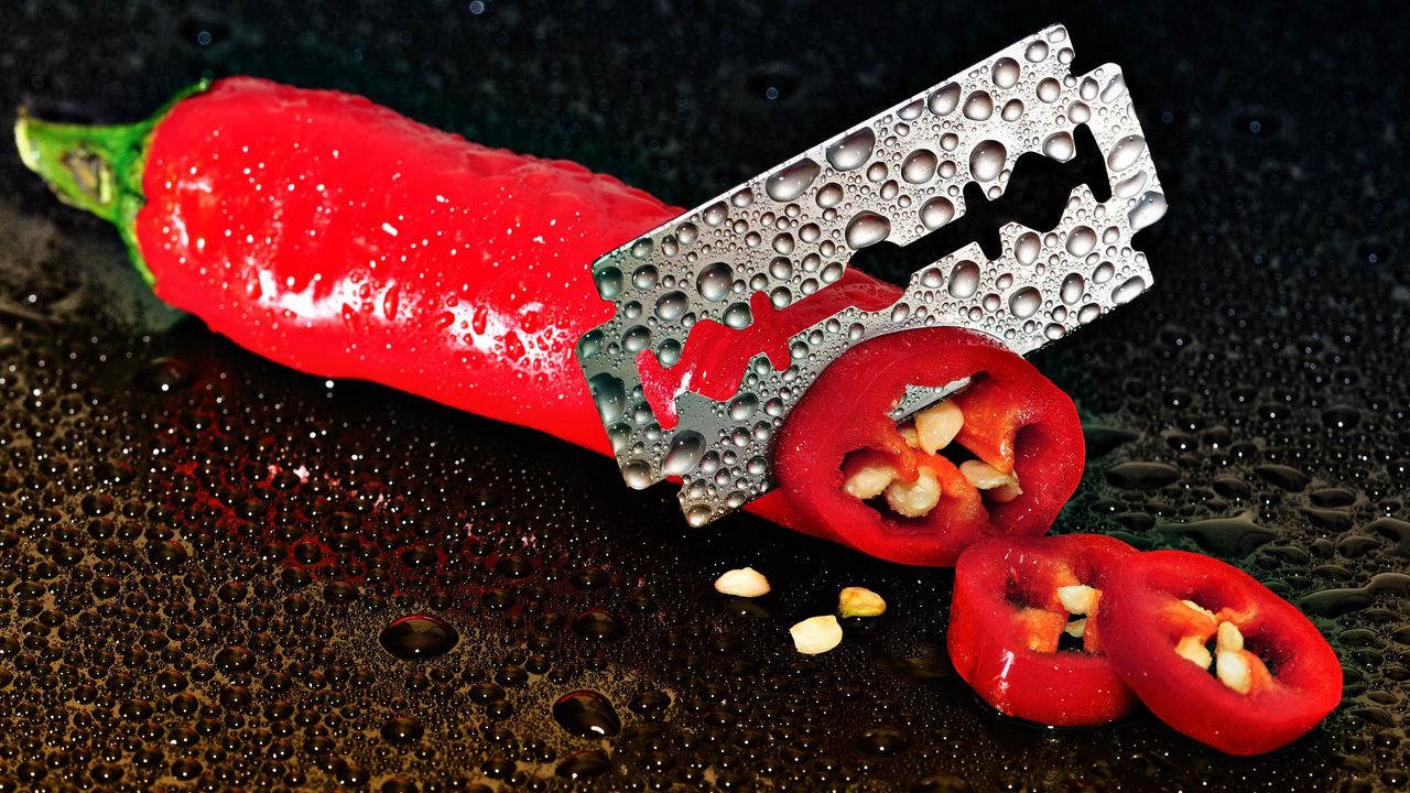 Wallpaper pepper, chilli, blade, drops