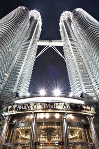 Preview wallpaper petronas, skyscraper, tower, malaysia, kuala lumpur