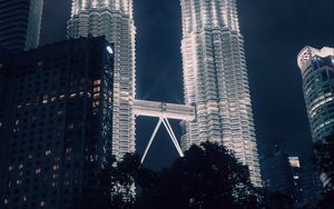 Preview wallpaper petronas towers, kuala lumpur, malaysia, illumination