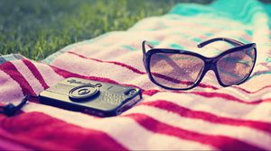 Preview wallpaper phone, glasses, towels, summer, beach