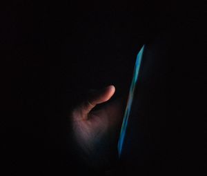 Preview wallpaper phone, screen, hand, dark, black