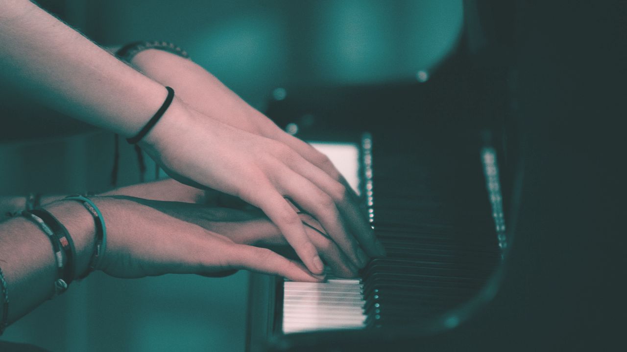 Wallpaper piano, hands, play, keys, music