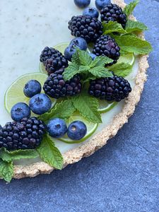 Preview wallpaper pie, berries, blackberries, blueberries, mint