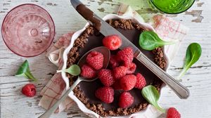 Preview wallpaper pie, raspberry, chocolate, dessert, devices